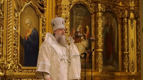 Ростовский митрополит назвал "оторвами" людей без крестов
