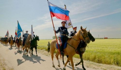 В Новочеркасске ограничат транспортное движение из-за конного перехода казаков 