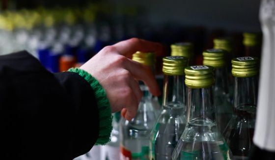 В Ростовской области запретили продажу алкоголя в день последнего звонка